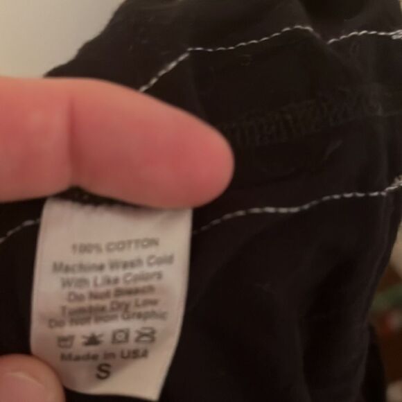 Trunk LTD Zac Brown Distressed Lace Sheer Mesh Detailing Black Graphic Shirt - Picture 12 of 13